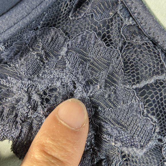 Victoria Secret 34C Body By Victoria lined Demi blue w/front close & lace! GUC! - Picture 16 of 16